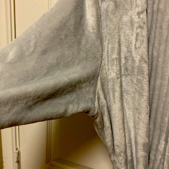 ROBE LUX NWOT (EBERJEY) X LARGE SO COZY IN SUPER WARM BEAUTIFUL COLOR - Picture 11 of 13
